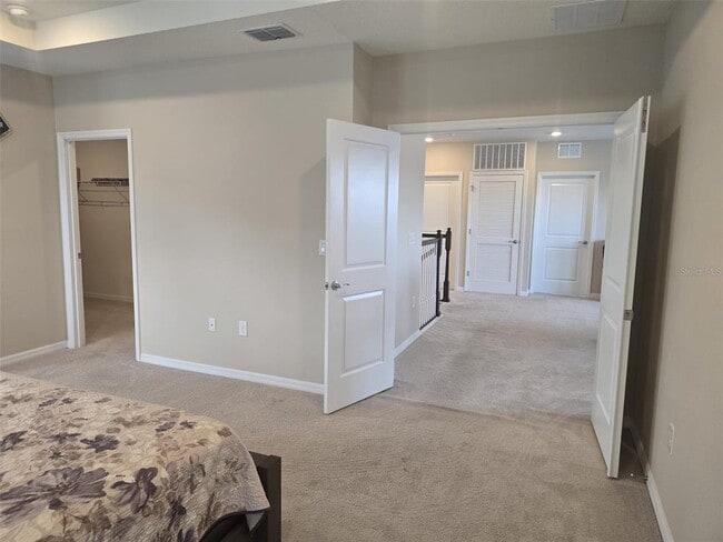 Building Photo - 10912 Honor Rd