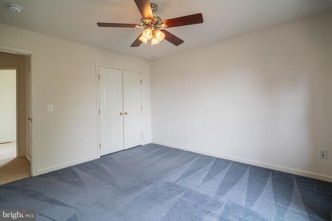 Building Photo - 10955 Southcoate Village Dr