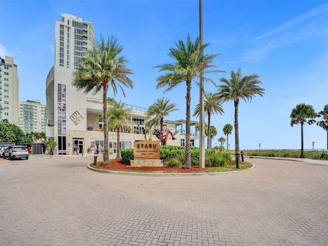 Building Photo - 4111 S Ocean Dr