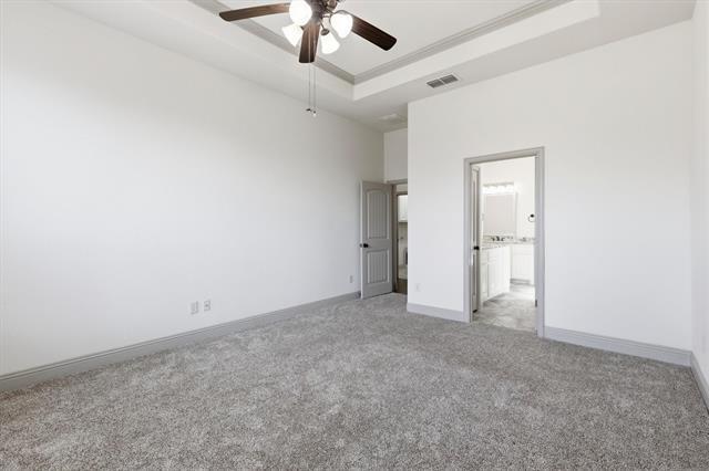 Building Photo - 2418 Askew Dr