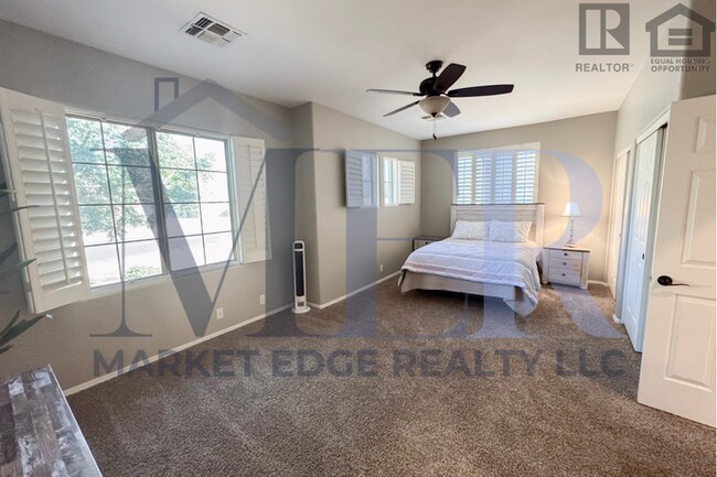 Building Photo - 3Bed/2.5Bath Home at Guadalupe/Crismon Rd! $399 MOVE-IN SPECIAL! Ready for Immediate Move-In!