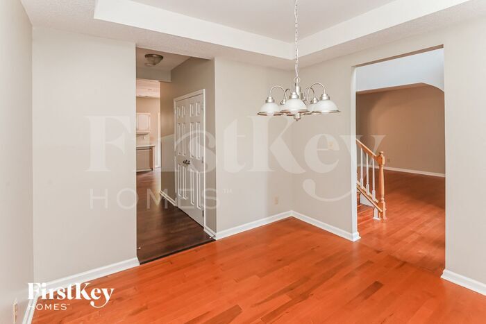 Building Photo - 2603 Yarrow Rd