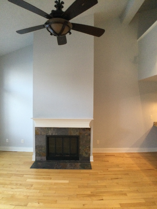 Building Photo - 745 E Warm Springs Ave