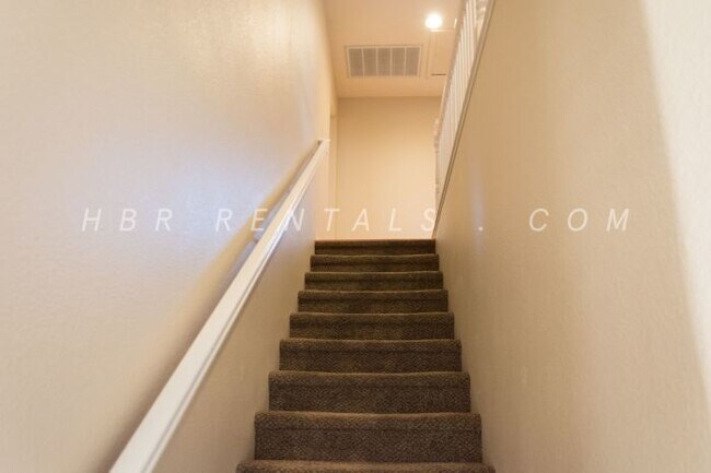 Building Photo - 1224 Crossroads Dr