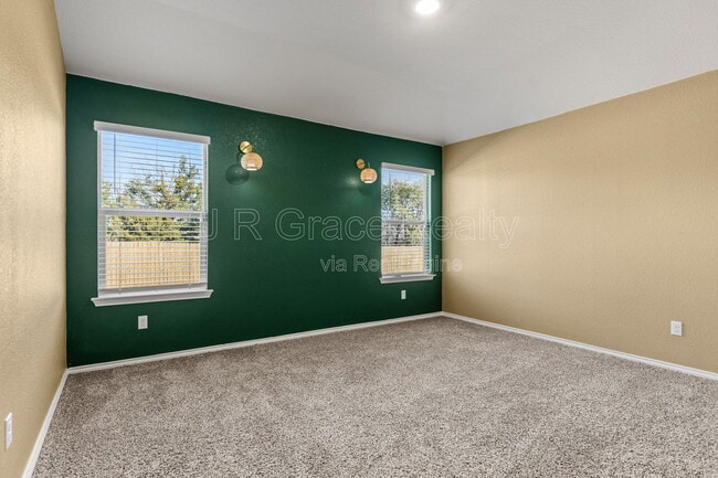 Building Photo - 6905 Guadalupe Rd