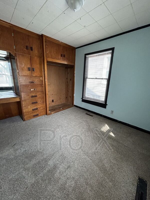 Building Photo - 112 W 23rd St