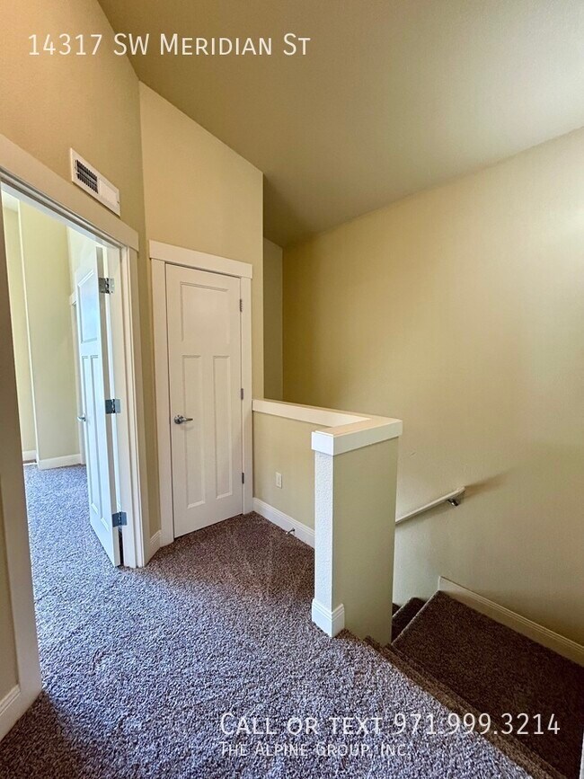 Building Photo - 14317 SW Meridian St