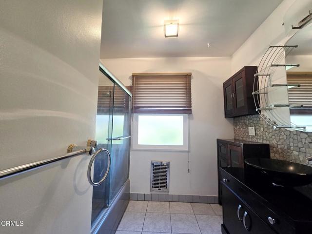 Building Photo - 3815 Mayfair Dr