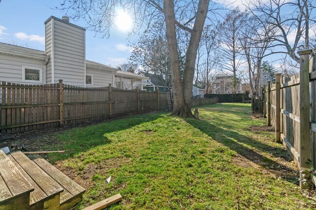 Building Photo - Must see in Eastport!