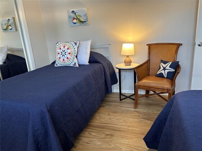 Building Photo - 2310 Canalbluff Pl