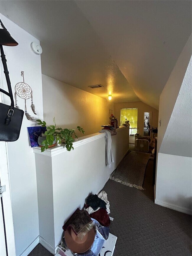 Building Photo - 4511 Avenue B