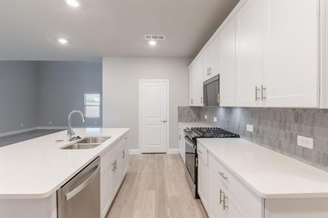 Building Photo - 909 Elijah Ln