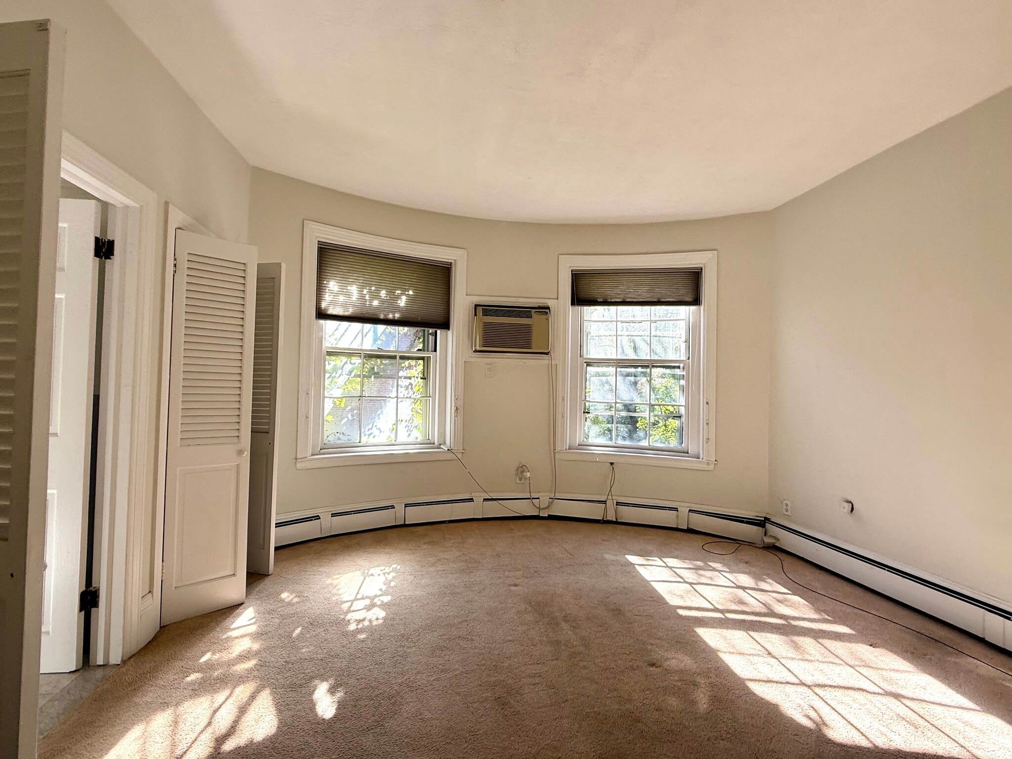 Building Photo - 550 Tremont St