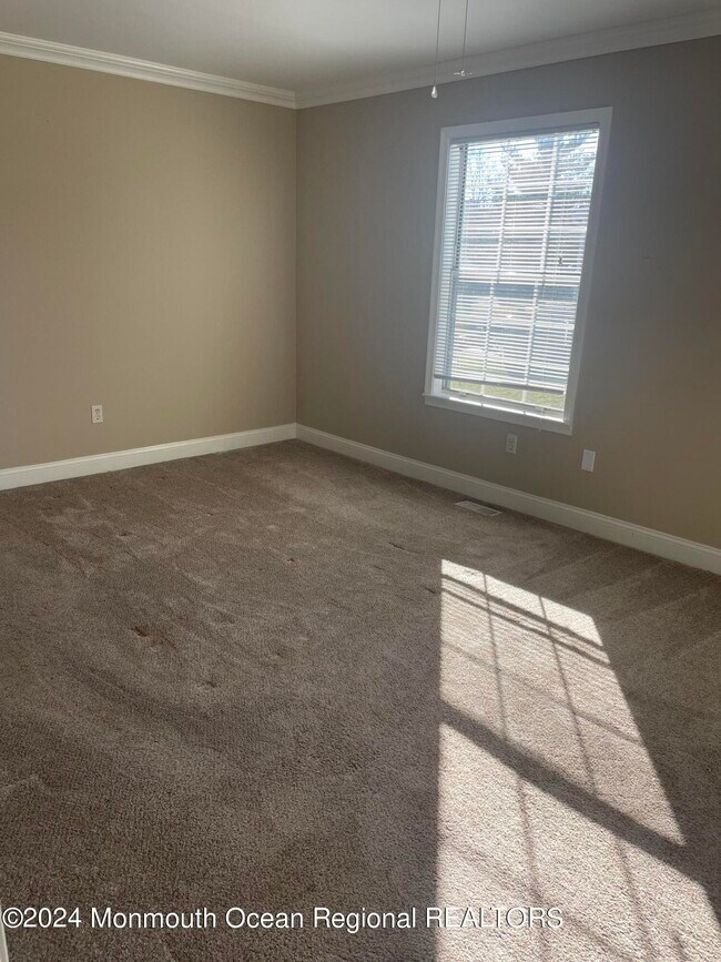 Building Photo - 155 Tanglewood Pl