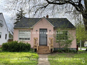 Building Photo - Delighful renovated 3 Bedroom 2 Bath home.