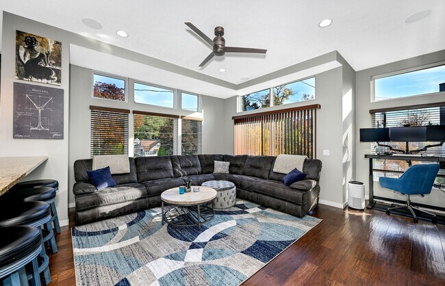 Building Photo - 18875 Riversouth Terrace