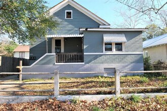 Building Photo - 1727 Starnes St