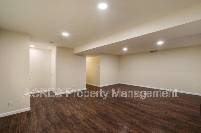 Building Photo - 12126 SE 160th St