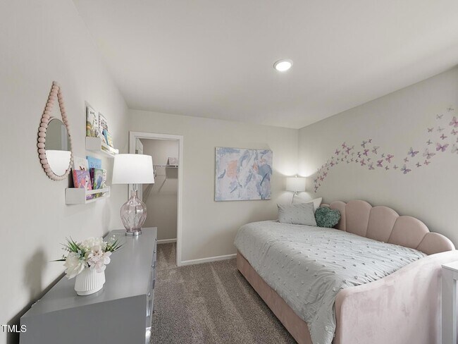 Building Photo - 1135 Winding Spg Dr