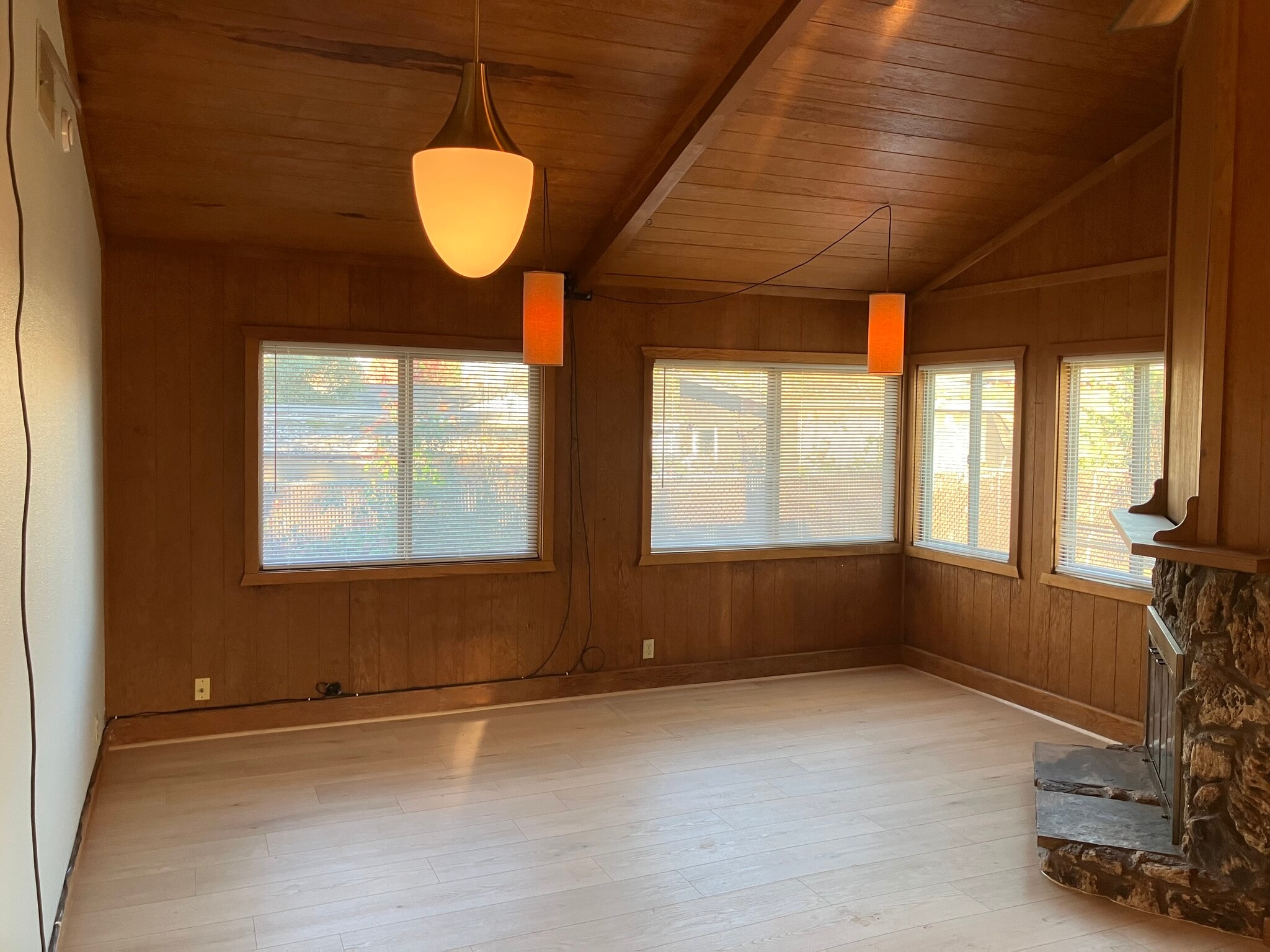 Living room - 2094 1/2 Arthur St