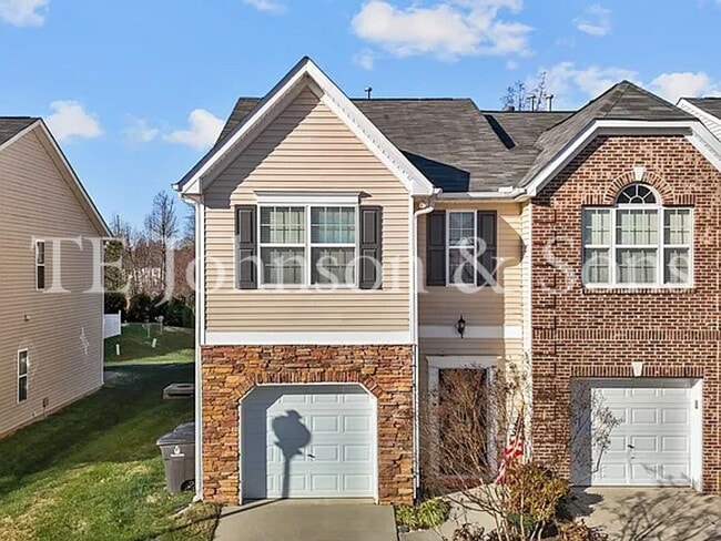 Building Photo - Wonderful location waiting for you