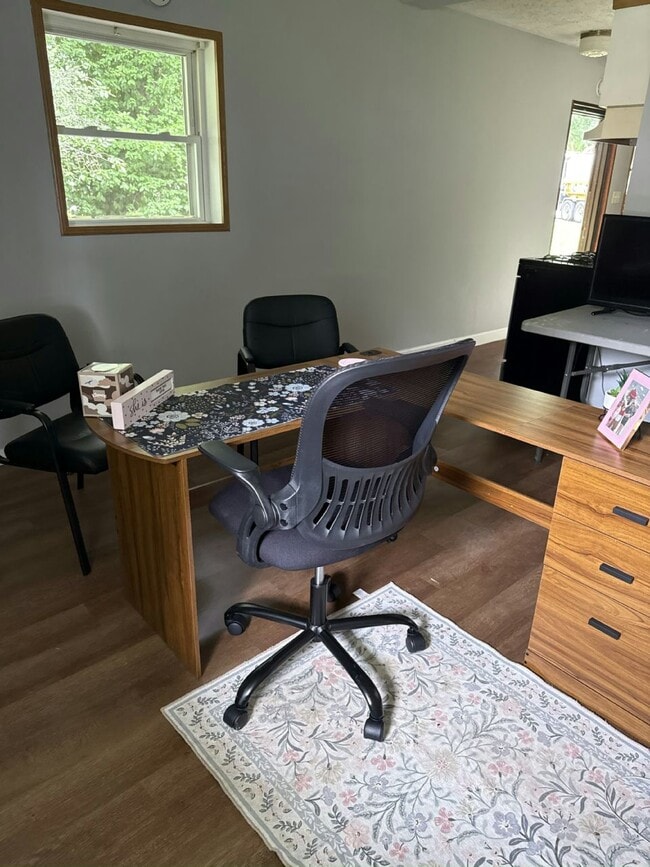 Building Photo - 1216 S Bloomington St