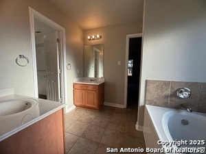 Building Photo - 570 Roadrunner Ave
