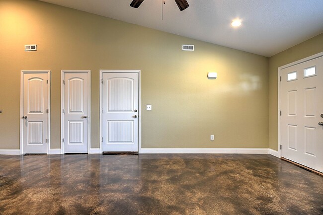 Building Photo - 31 Sutter Pl