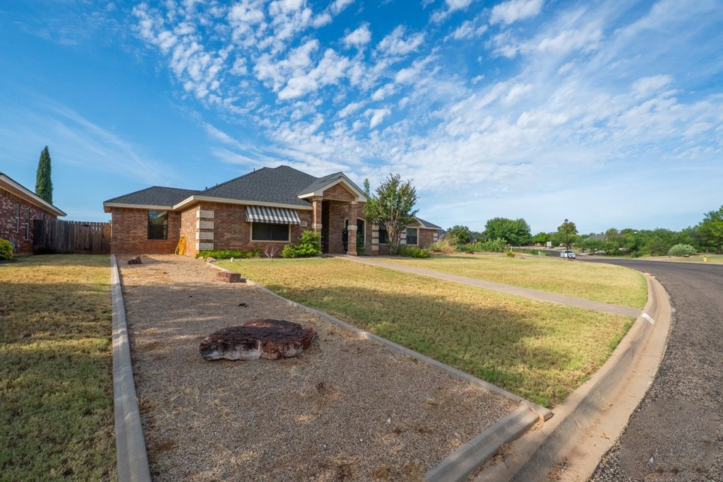 Building Photo - 6013 Stratford Ave