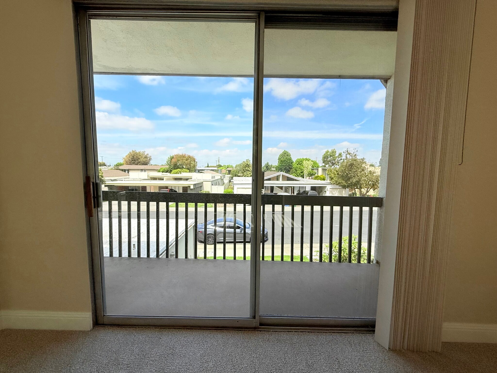 Building Photo - 4126 Del Mar Ave