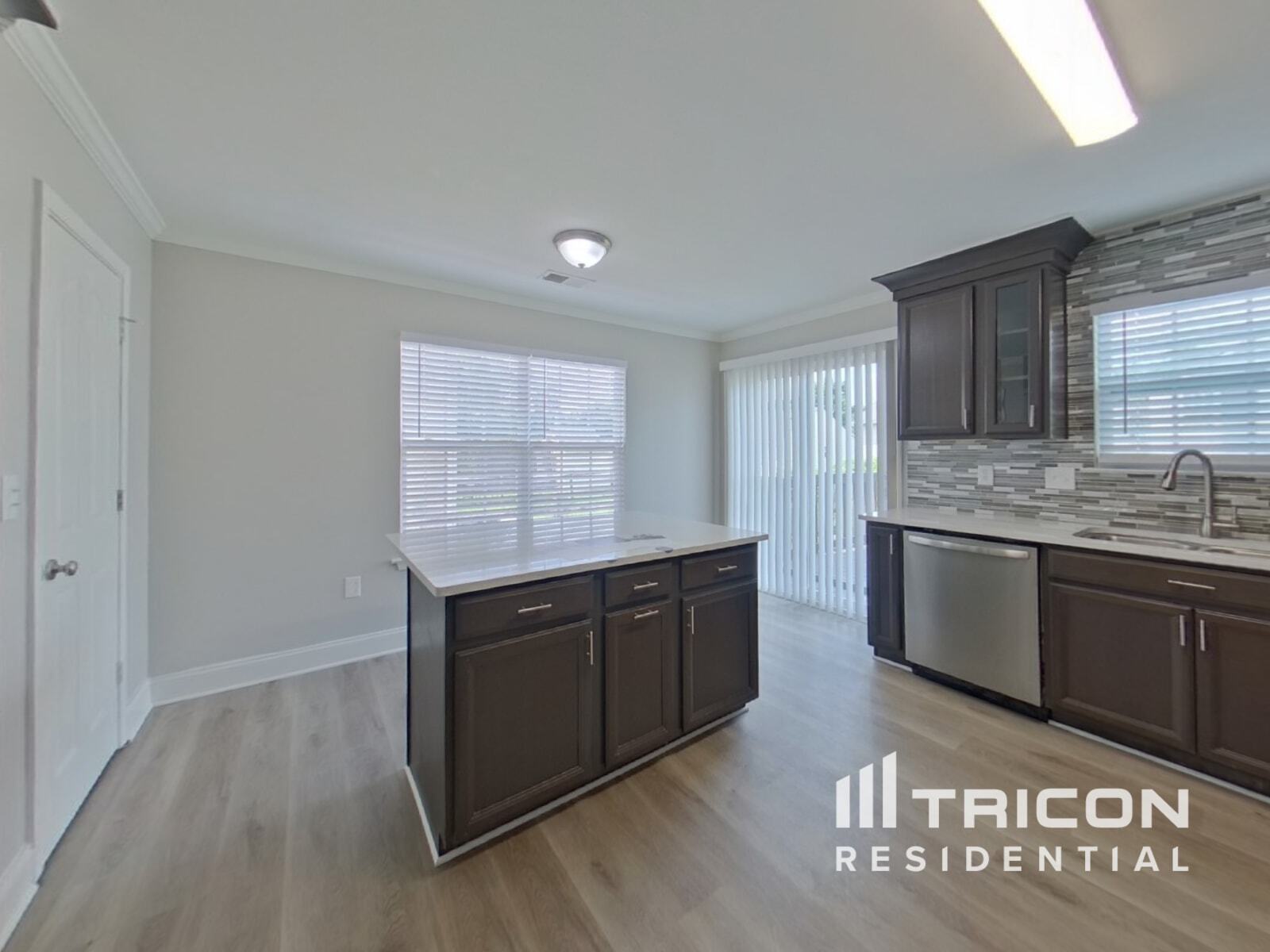 Building Photo - 5141 Grays Ridge Dr