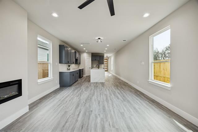 Building Photo - 3703 York St