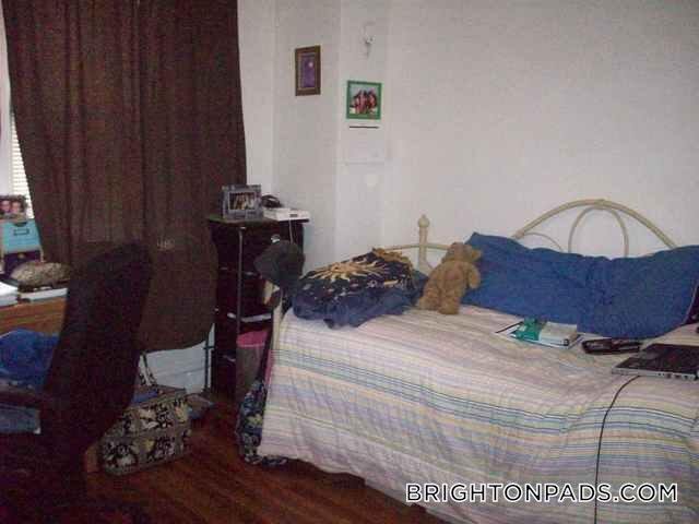 Building Photo - 35 Cummings Rd