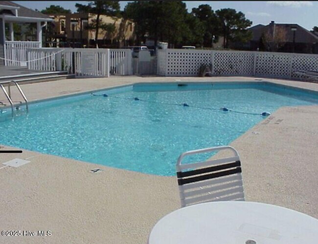 Building Photo - 609 Sloop Pointe Ln