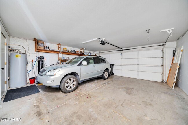 Building Photo - 7368 E Pleasant Run