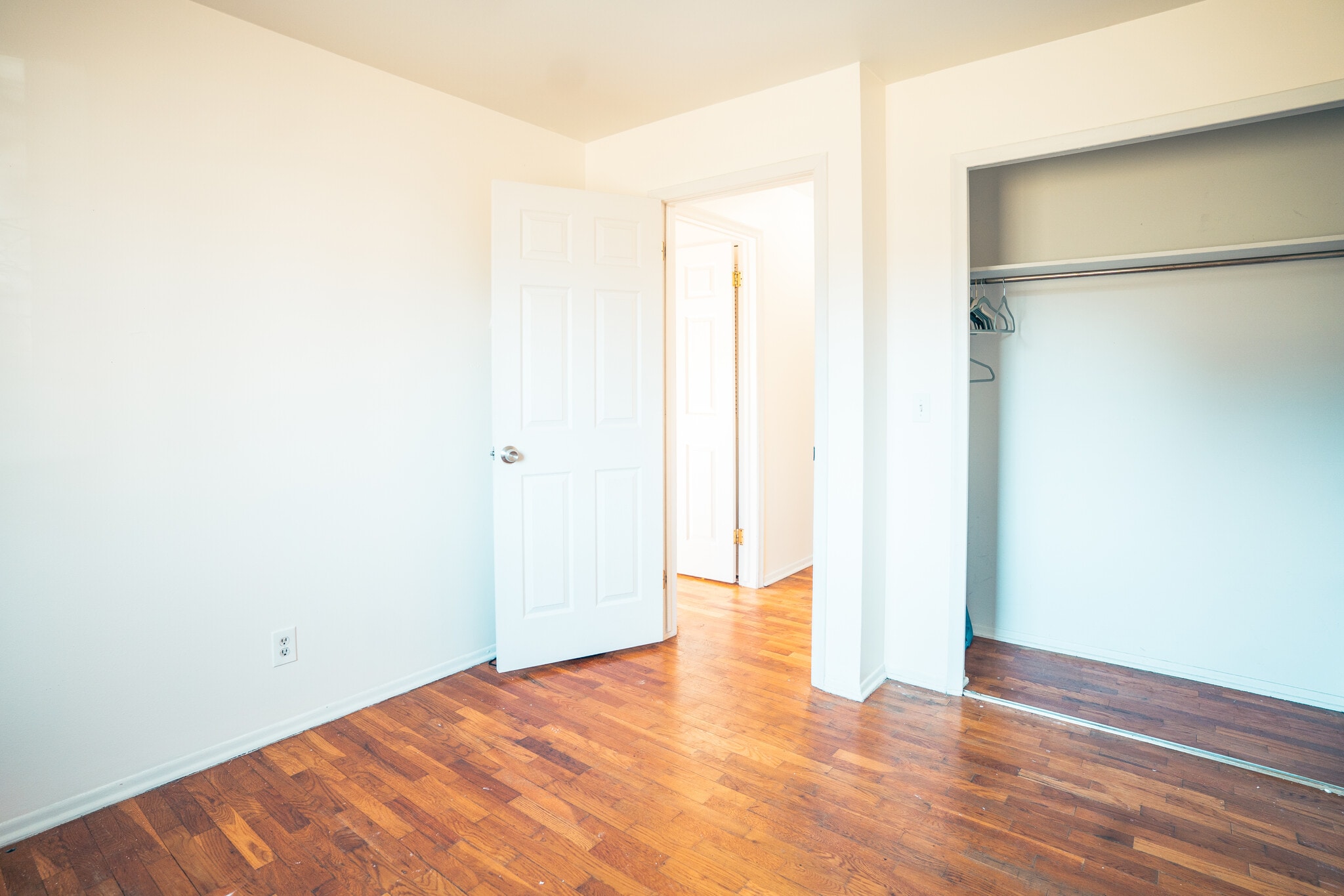 Building Photo - 1490 Brady Ave