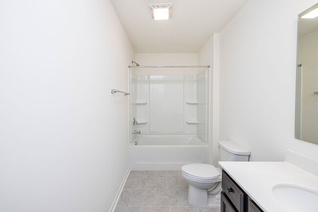 Building Photo - 724 Scotch Meadows Loop