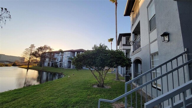 Building Photo - 3702 Palm Desert Ln