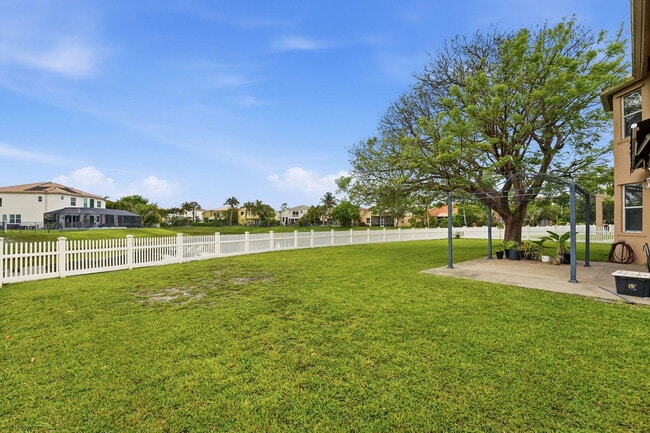 Building Photo - 2753 Misty Oaks Cir