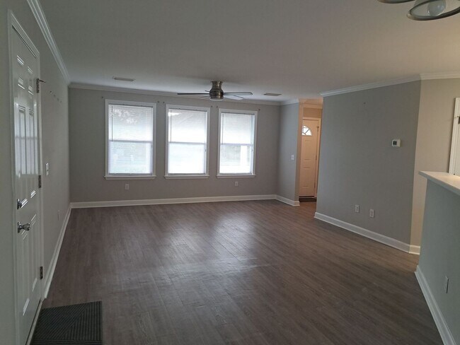 Building Photo - 7325 Claudia's Way