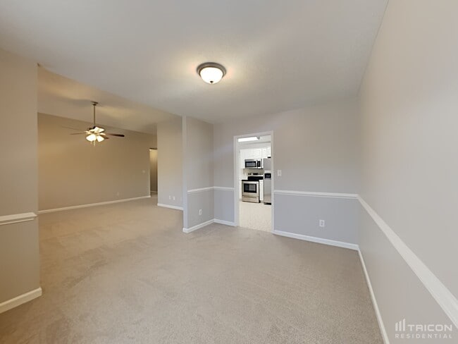 Building Photo - 300 Willow Forks Ct