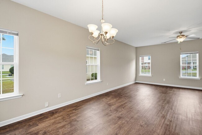 Building Photo - 409 Olde Ivey Square
