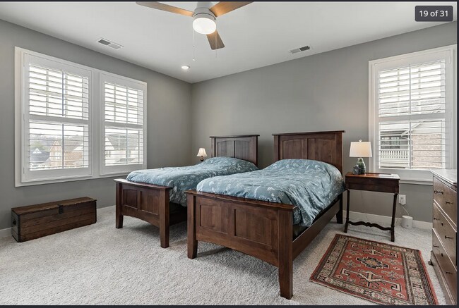 Building Photo - 4784 Arden Wy
