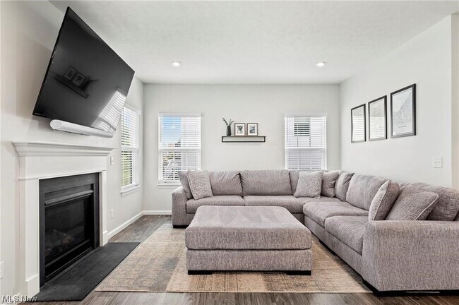 Building Photo - 8291 Brodie Blvd