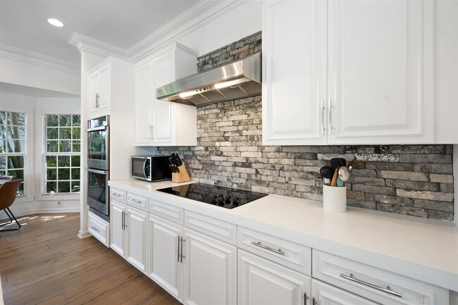 Building Photo - 2377 Golf Brook Dr