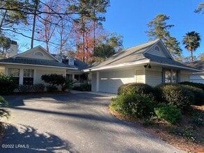 Building Photo - 714 N Reeve Rd