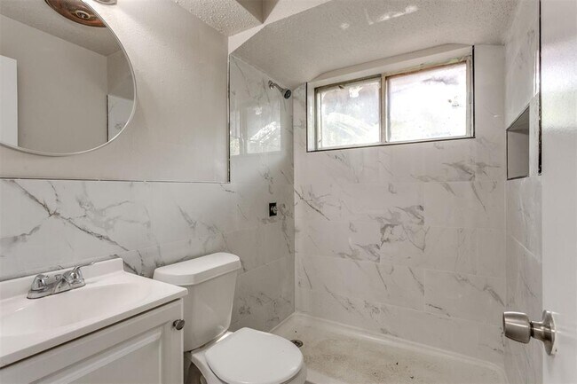 Building Photo - 2908 SW 62nd St
