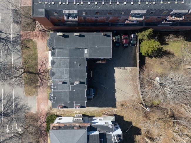 Building Photo - 35 State St