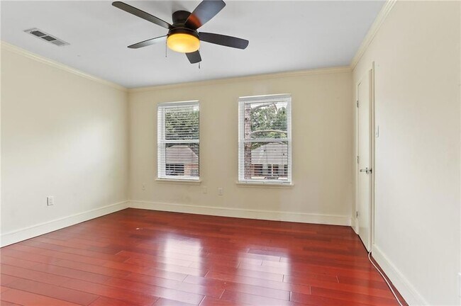 Building Photo - 2663 Toulon Dr