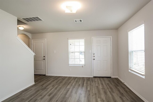 Building Photo - 4910 Giant Sequoia Way
